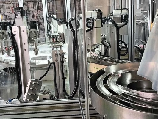 Goede prijs. Automatische detectie functie Cap assemblage machine op maat online