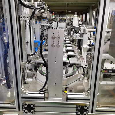 Goede prijs. Vervaardigingsmachine voor het monteren van het hoofd van de spuitpomp met een hoge capaciteit in een lus online