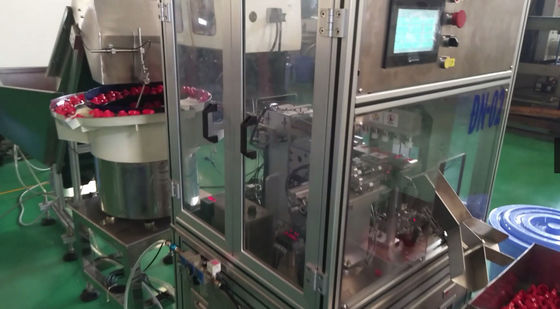 Goede prijs. Hoge capaciteit dagelijkse benodigdheden assemblage machine voor flip top caps soja saus caps en meer perfect voor grootschalige productie online