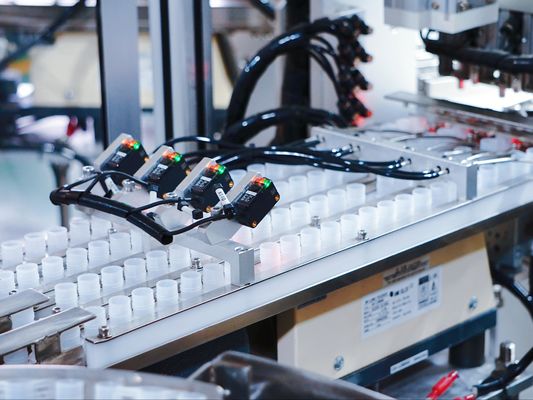 Goede prijs. Niet-standaard Jelly Lid Automatisering Montage Machine Hoog flexibiliteit Hoog configuratie Goede kwaliteit van de apparatuur online