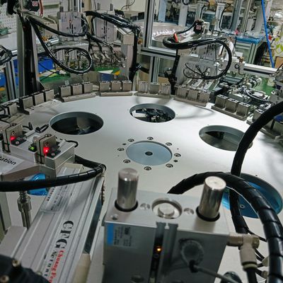Goede prijs. Infuusdrupper assemblage machine aangepast draaitafel hard en stabiel online
