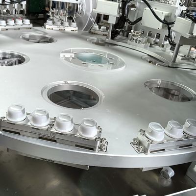 Goede prijs. Automatische montage-machine voor infusiefilmkappen Vibratorische bak Voedingsindex Beweging Transport online