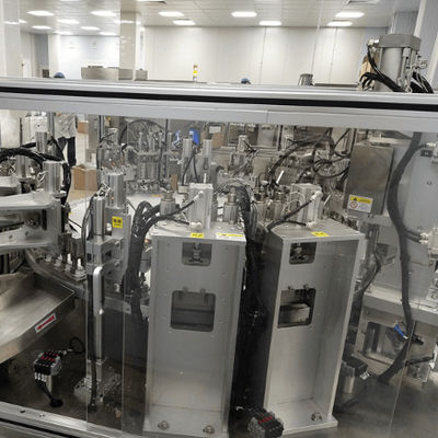 Goede prijs. High-Speed Euro Cap Assembly Machine with 3600-1400pcs/hr Production and 0.6-0.8MPa Air Pressure for Infusion Caps online