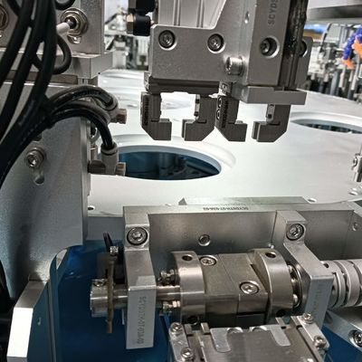 Goede prijs. Hoog snelheidsproductie CRC Cap Assembly Machine OEM Automatic Voor Multi-Piece Caps online