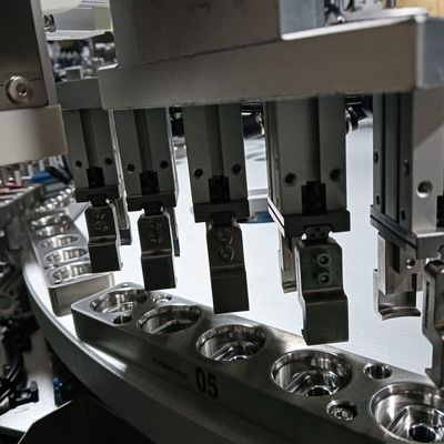 Goede prijs. CE Heli Cap Assembly Machine 380V Automatische cap afdichting machine online