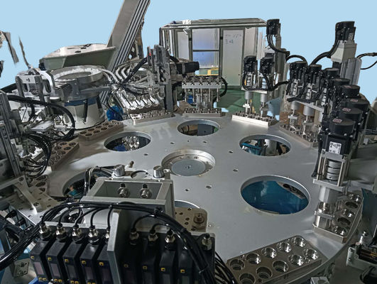 Goede prijs. Roestvrij staal Euro Cap Assembly Machine voor IV infusiezakken en flessen en aanpasbaar online