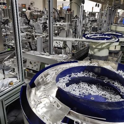Lineair glijdend spoorstelsel Dagelijkse benodigdheden Montage machine voor water sproeier Trigger sproeier en meer