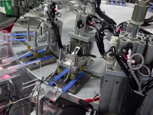 Goede prijs. Hoog percentage gekwalificeerde producten boven 99% met medische product assemblage machine voor wegwerp chirurgisch mes en scalpel online
