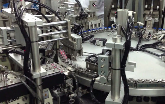 Goede prijs. Servomotorgestuurde montage-machine voor medische producten voor niet-PVC zachte zakken en aluminium-plastiek doppen online