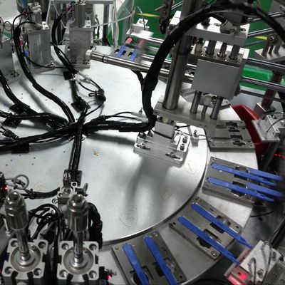 Goede prijs. Automatische scalpel assemblage machine met meertalig display voor een gemakkelijke bediening online
