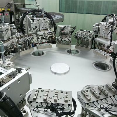 Goede prijs. Infuuskap assemblage machine die wordt bestuurd door PLC met meertalig display dat gemakkelijk kan worden bediend. online
