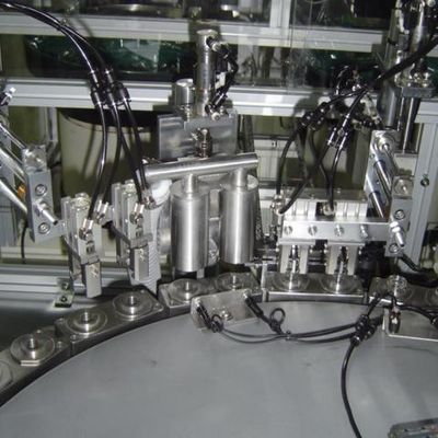 Goede prijs. Draaibord Type Aluminium Long Lance Cap Automatische assemblage machine hoge flexibiliteit online
