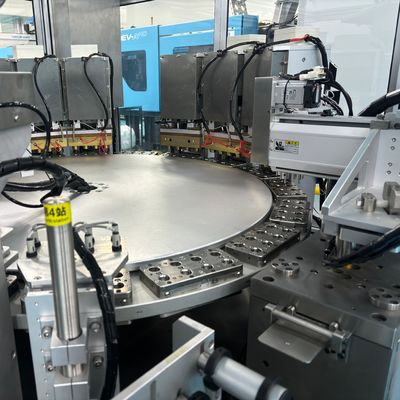 Goede prijs. Roestvrij staal Vochtdicht Kap Automatische vulmachine PLC gecontroleerd online