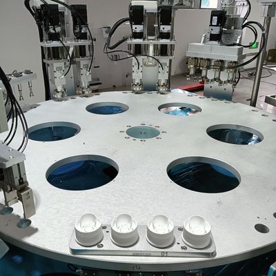 Wasmiddelkap Automatische assemblage machine Draaibord Operatie van roestvrij staal