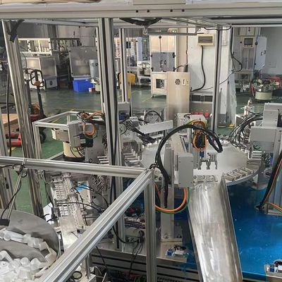 Goede prijs. Niet-standaard geautomatiseerde pompkop assemblage machine assemblageproces technologie hoog kwalificatieniveau afstandsbediening online