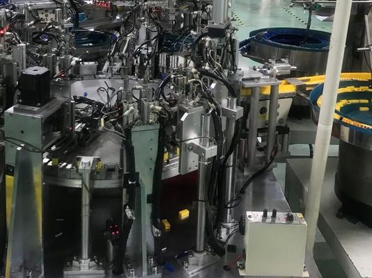 Goede prijs. Niet-standaard bloedopname naald Automatisering Montage machine Stabiele prestaties PLC afstandsbediening Programmaproblemen online