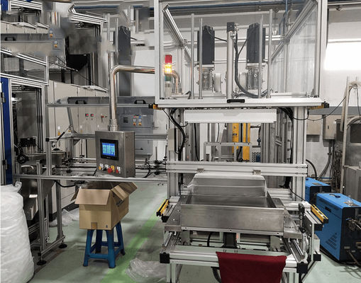 Goede prijs. Geavanceerde assemblage machine voor flessen voor dagelijkse benodigdheden verbonden met flessenblaasmachine online