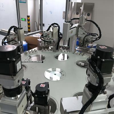 Goede prijs. Aangepaste carrousel type veerbelaste droogmiddel dopvulmachine met eenvoudig te bedienen apparatuur en een display dat probleemoplossing toont. online