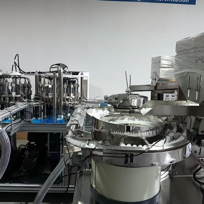 Machine voor het assembleren van doppen met één treklip 4500-16000 stuks/uur Roestvrij staal