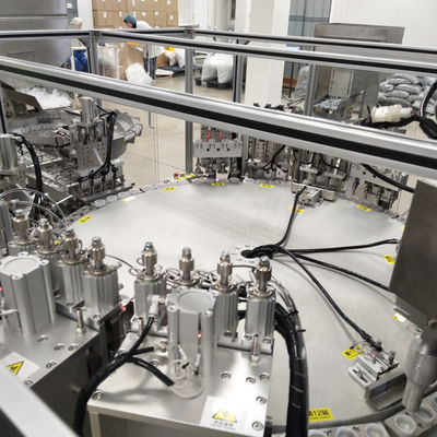 Goede prijs. Aanpasbare Euro Cap Assemblagemachine voor Medische Infusie Caps met een Fleshoogtebereik van 50-200mm en Trillingsschotel Toevoer online