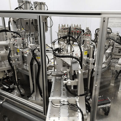 Goede prijs. Automatische Euro Cap-montagemachine met 99% gekwalificeerde rate, 95% operationele rate en 8000-15000 stuks/uur productie-efficiëntie online