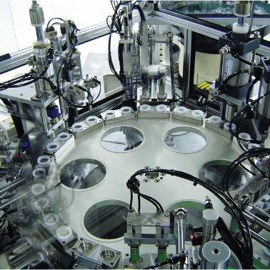 Goede prijs. Automatische Euro Cap Assembly Machine met PLC Control Servo Motor voor High-Speed 4500-22000 per/hour Infusion Cap Assembly online