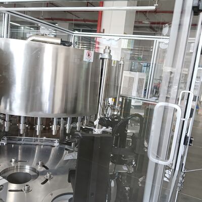 Continuous Motion Double Fold Cap Assembly Machine met PLC Control, 14000-18000pcs/h, constructie van roestvrij staal + aluminiumlegering